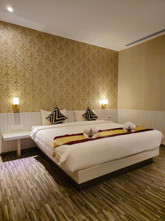 Grand Sydney Hotel Batam Экстерьер фото