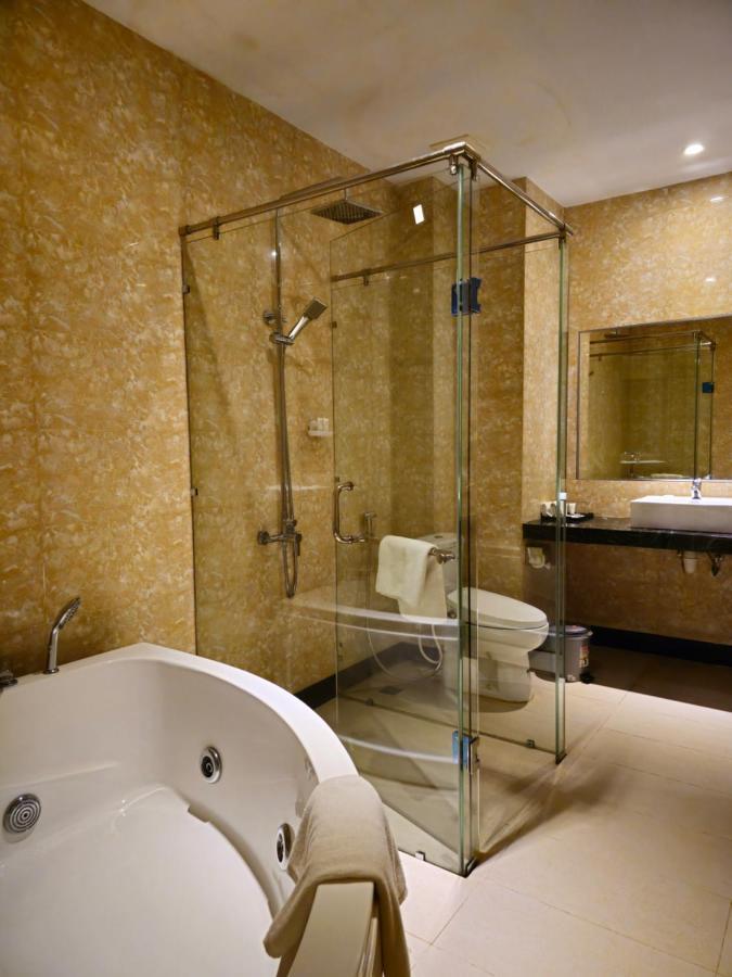 Grand Sydney Hotel Batam Экстерьер фото