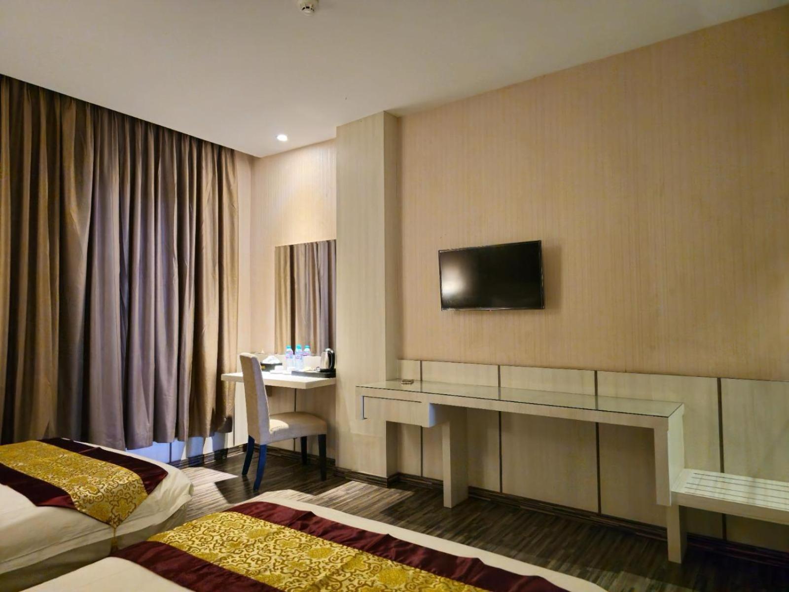 Grand Sydney Hotel Batam Экстерьер фото