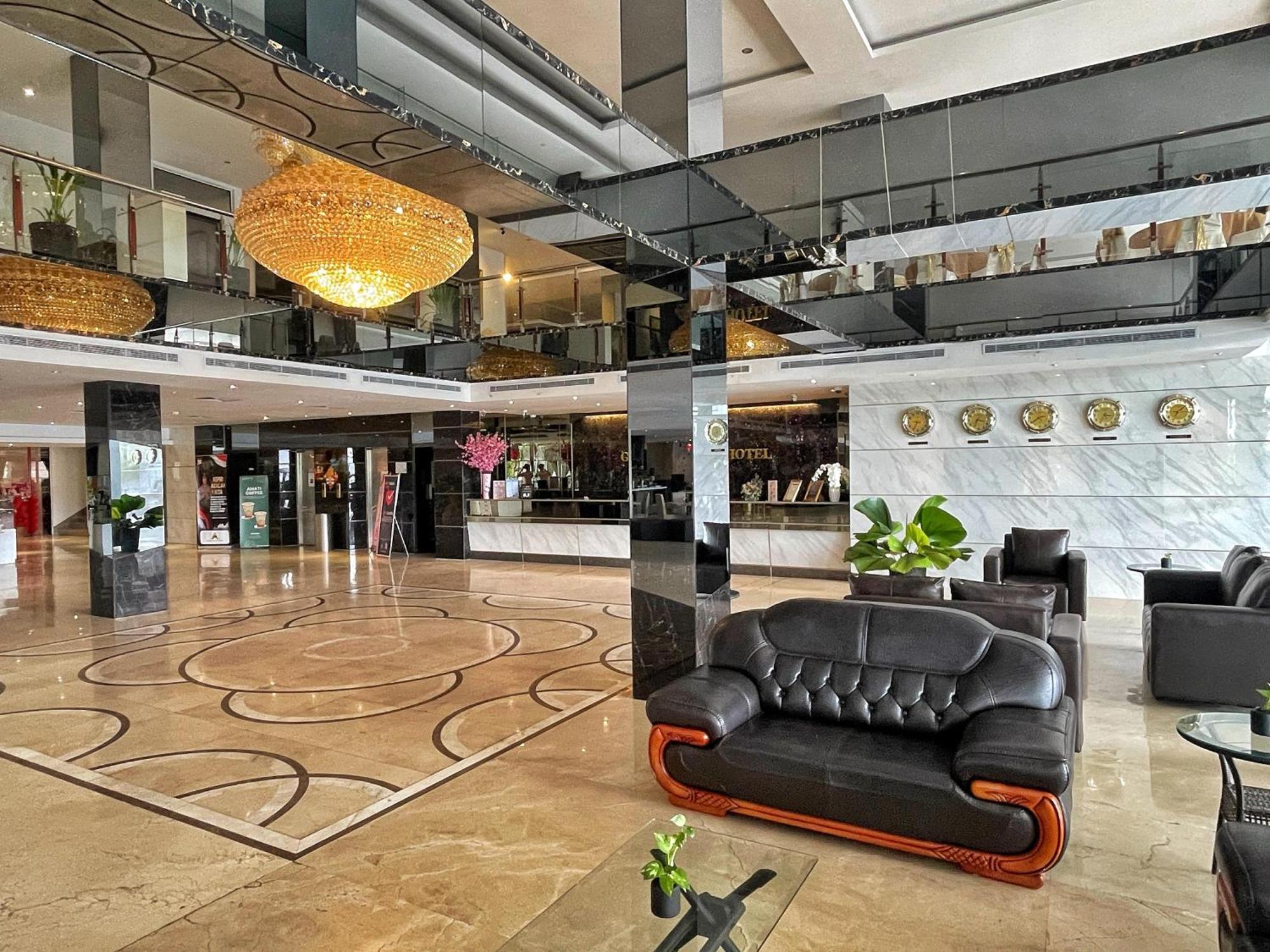 Grand Sydney Hotel Batam Экстерьер фото