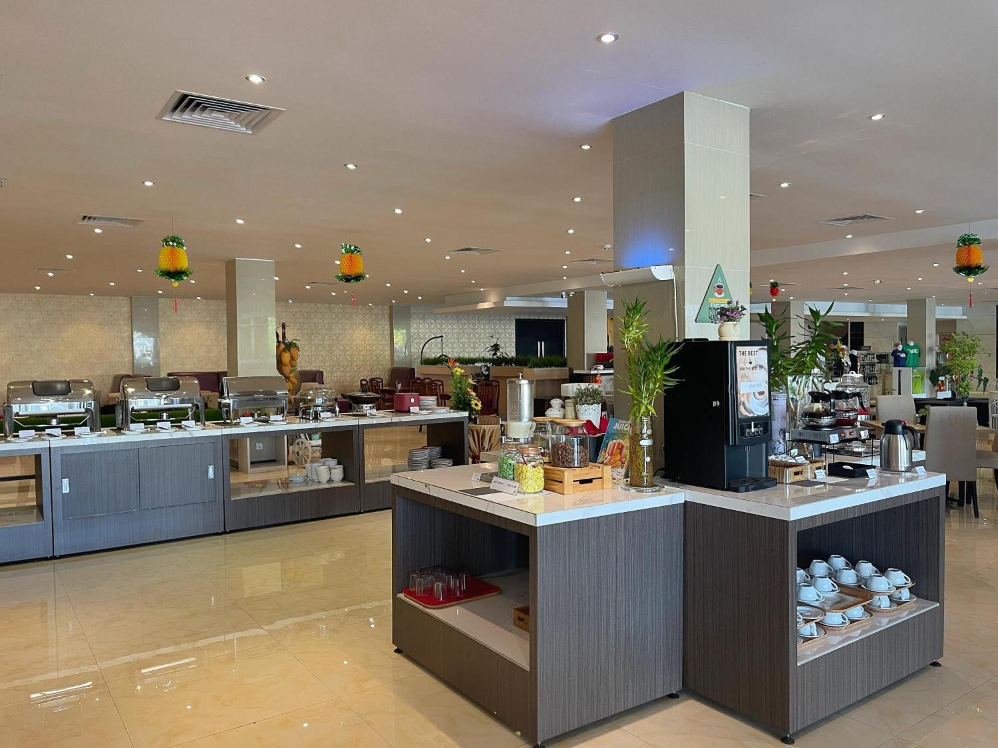 Grand Sydney Hotel Batam Экстерьер фото