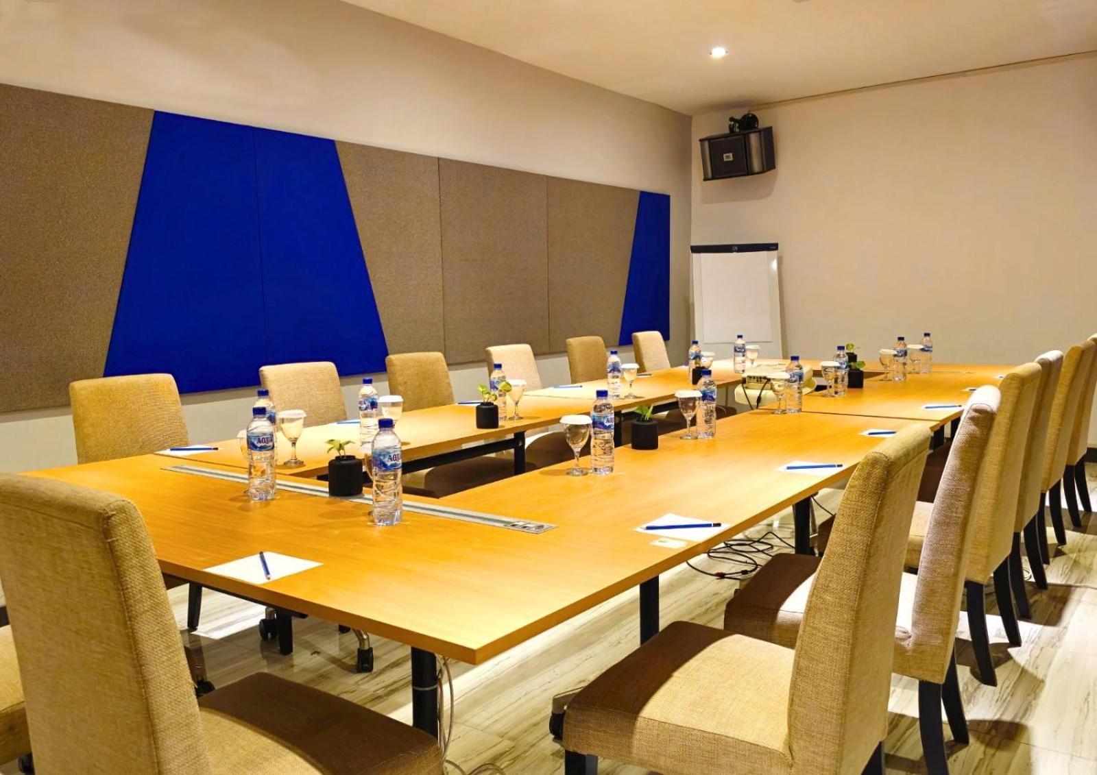 Grand Sydney Hotel Batam Экстерьер фото
