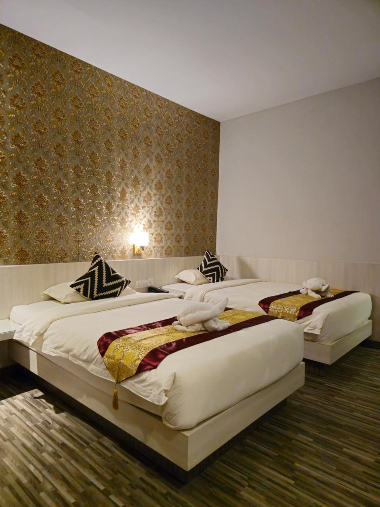 Grand Sydney Hotel Batam Экстерьер фото